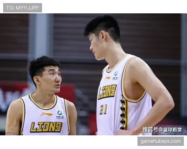 索汉无球跑动提升掩护效率显著，助快船进攻更具侵略性